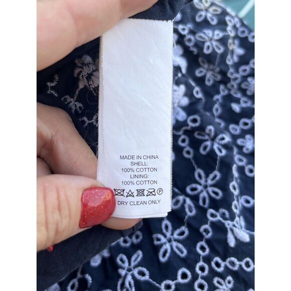 Kate Spade Eyelet Wrap Skirt - Size 4 - Navy Blue/White - Picture 10 of 10